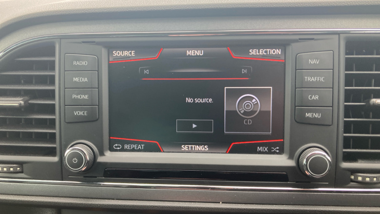 SEAT Leon 1.4 EcoTSI 150 FR 5dr [Technology Pack] Petrol Hatchback